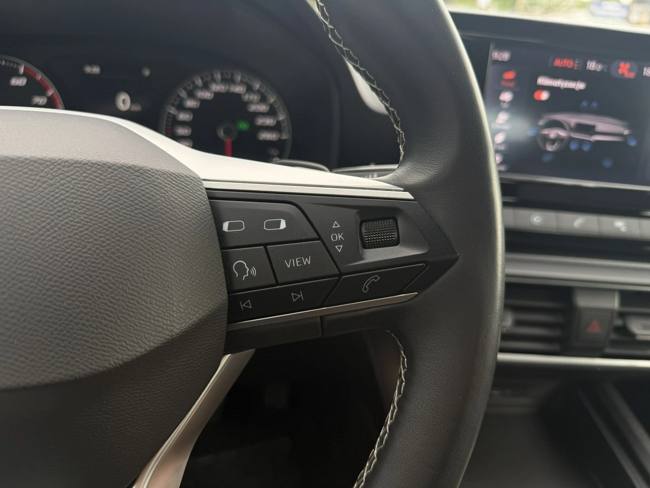 Seat Leon - Zdjęcie 17