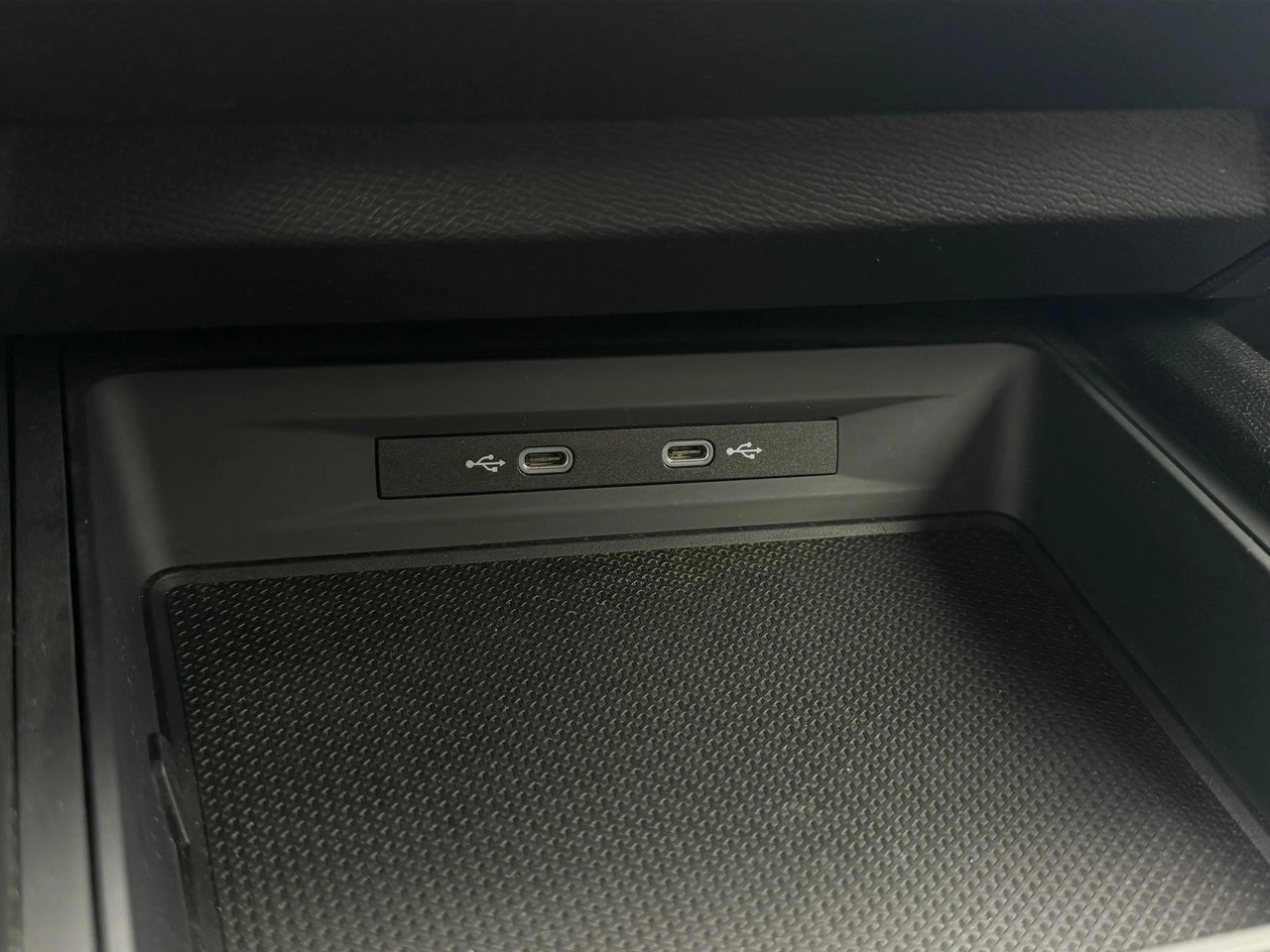 Seat Leon - Zdjęcie 27