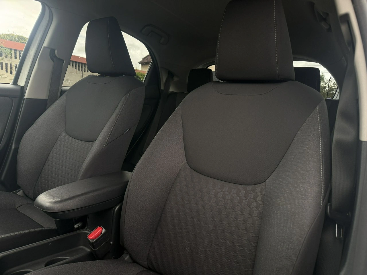Toyota Yaris - Zdjęcie 10