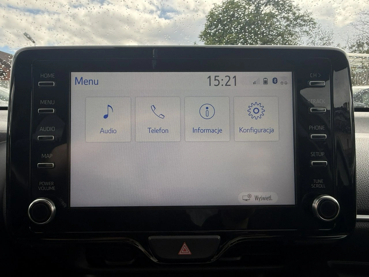 Toyota Yaris - Zdjęcie 22