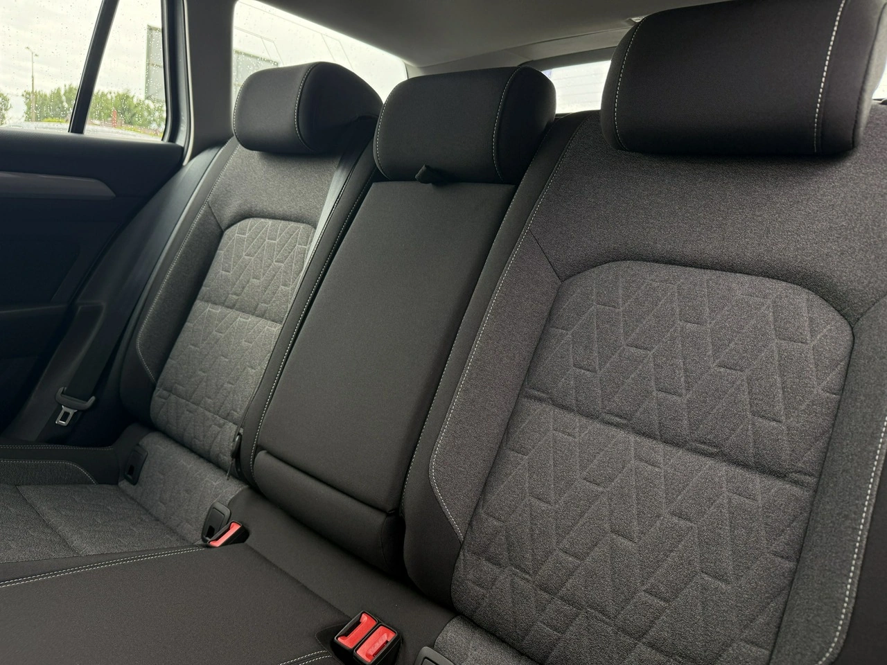 Volkswagen Passat - Zdjęcie 34
