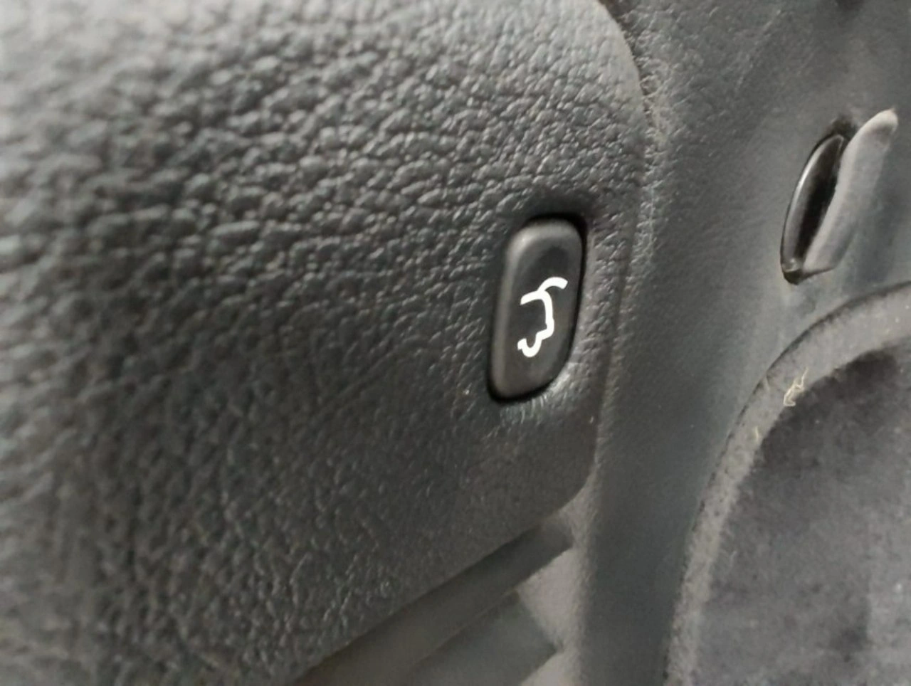 Jeep Grand Cherokee - Zdjęcie 24