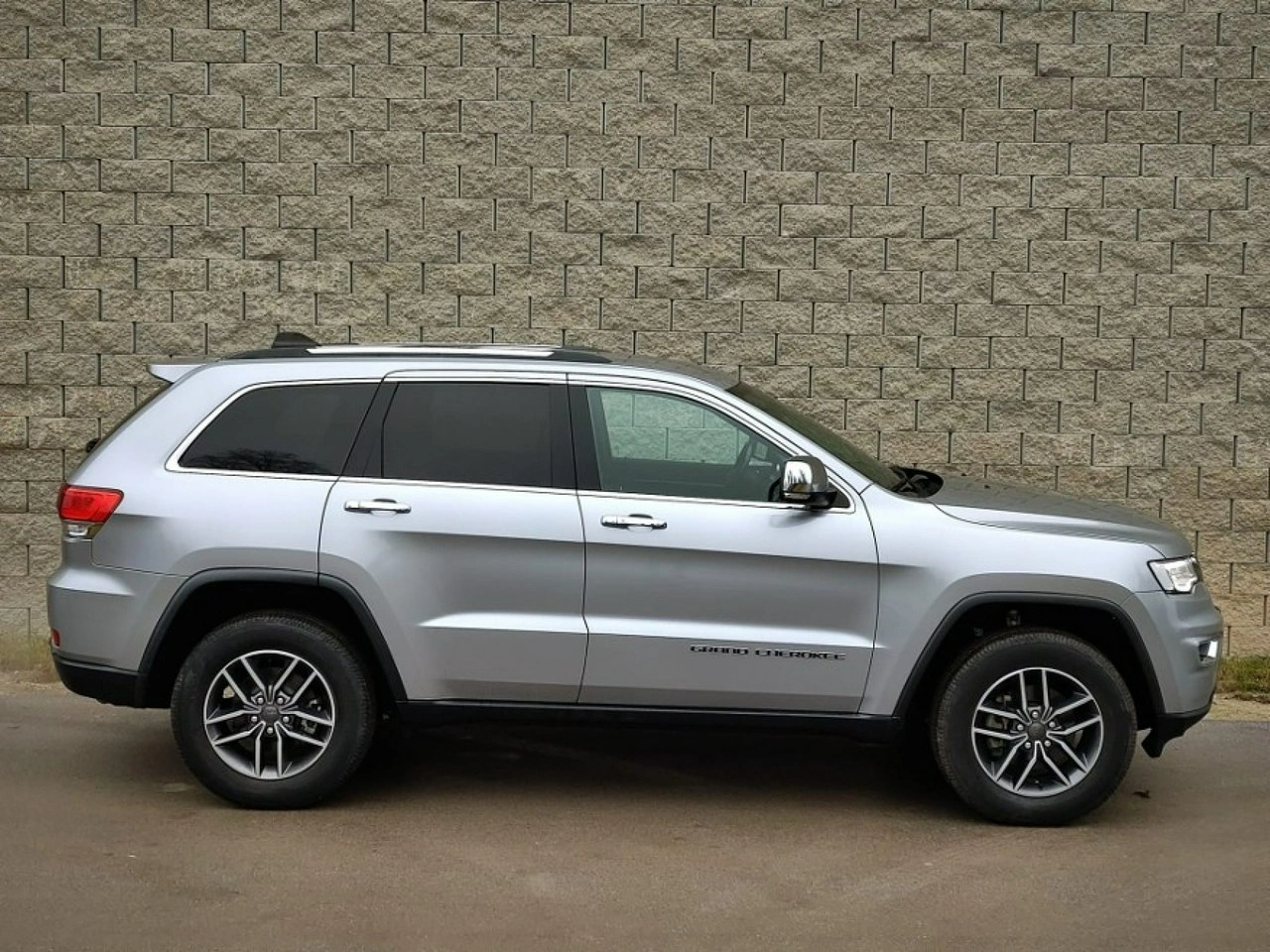 Jeep Grand Cherokee - Zdjęcie 6
