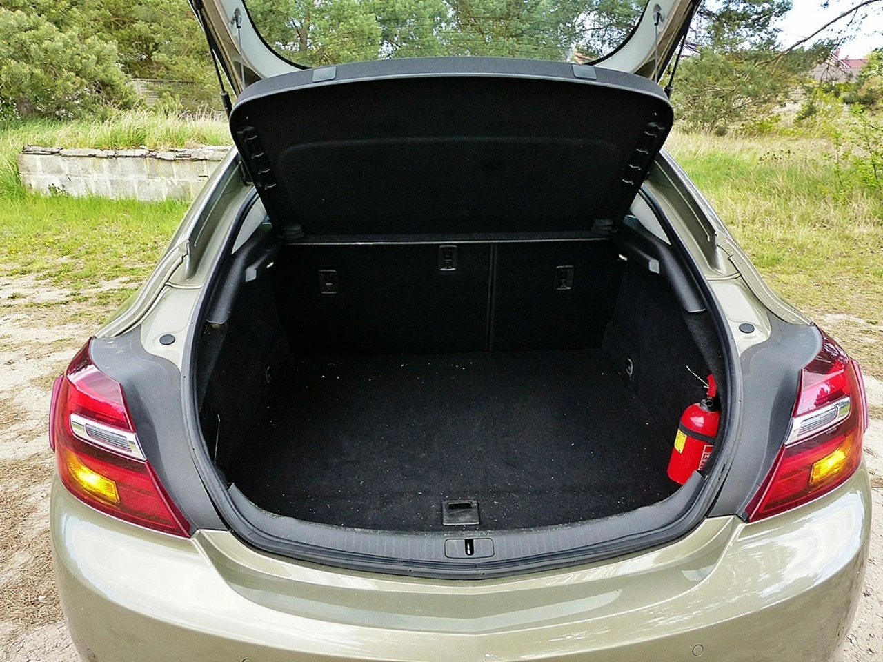 Opel Insignia - Zdjęcie 10