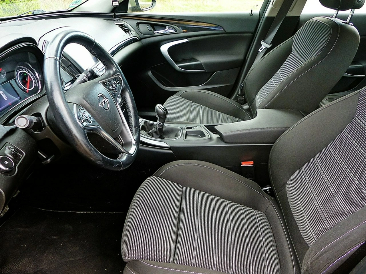 Opel Insignia - Zdjęcie 18