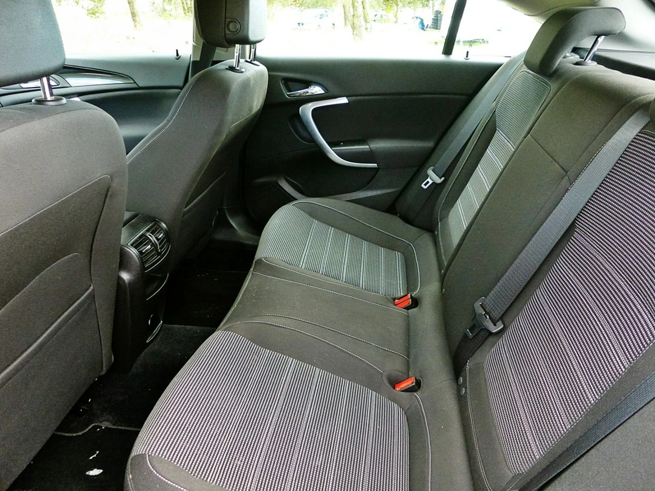 Opel Insignia - Zdjęcie 21