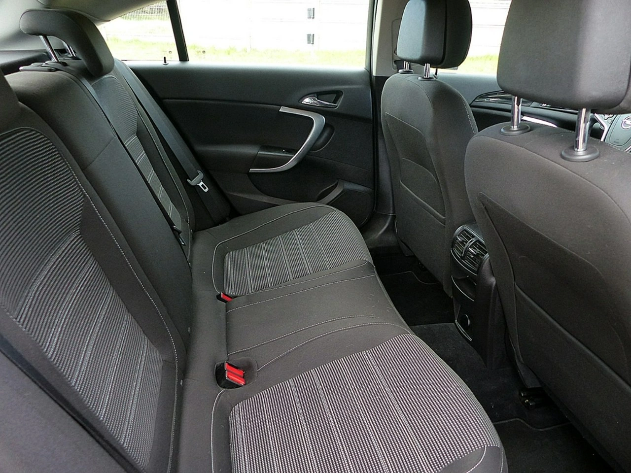 Opel Insignia - Zdjęcie 22