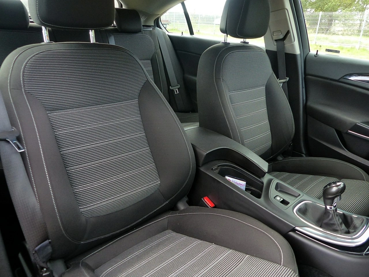 Opel Insignia - Zdjęcie 25