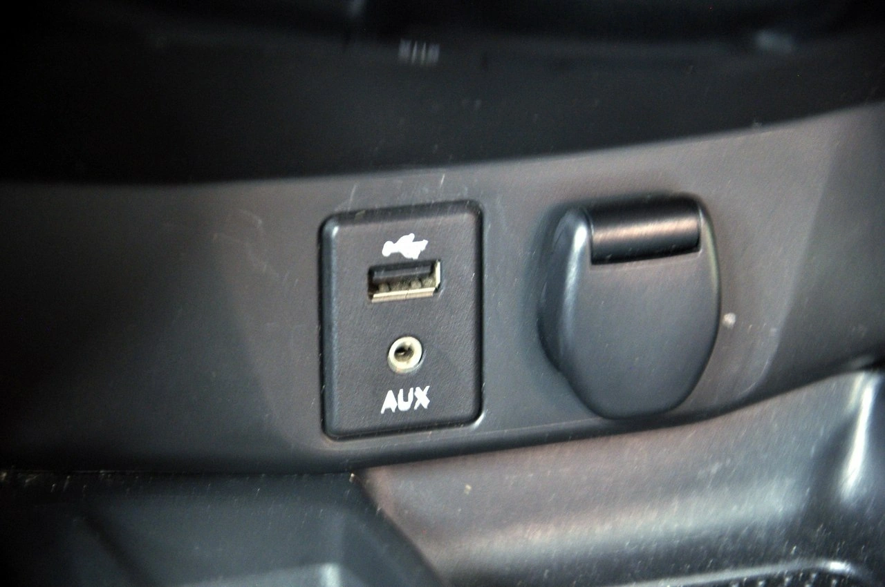 Nissan X-Trail - Zdjęcie 40