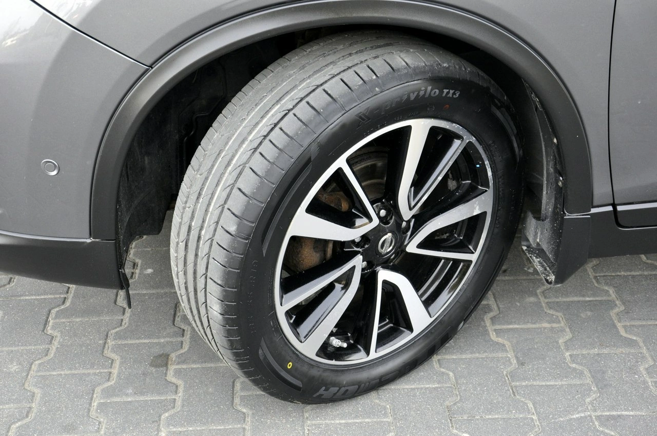 Nissan X-Trail - Zdjęcie 9