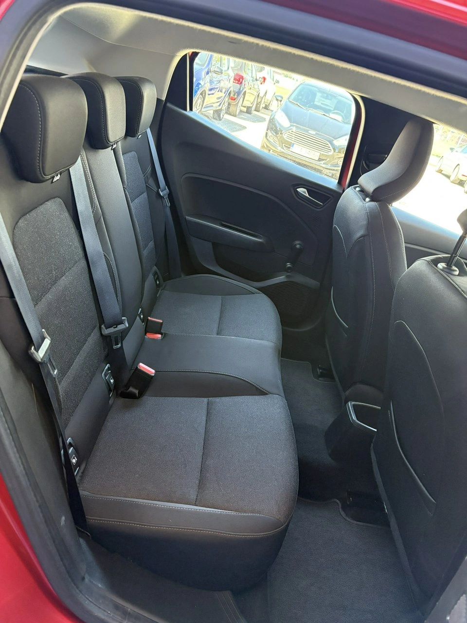 Renault Clio - Zdjęcie 15