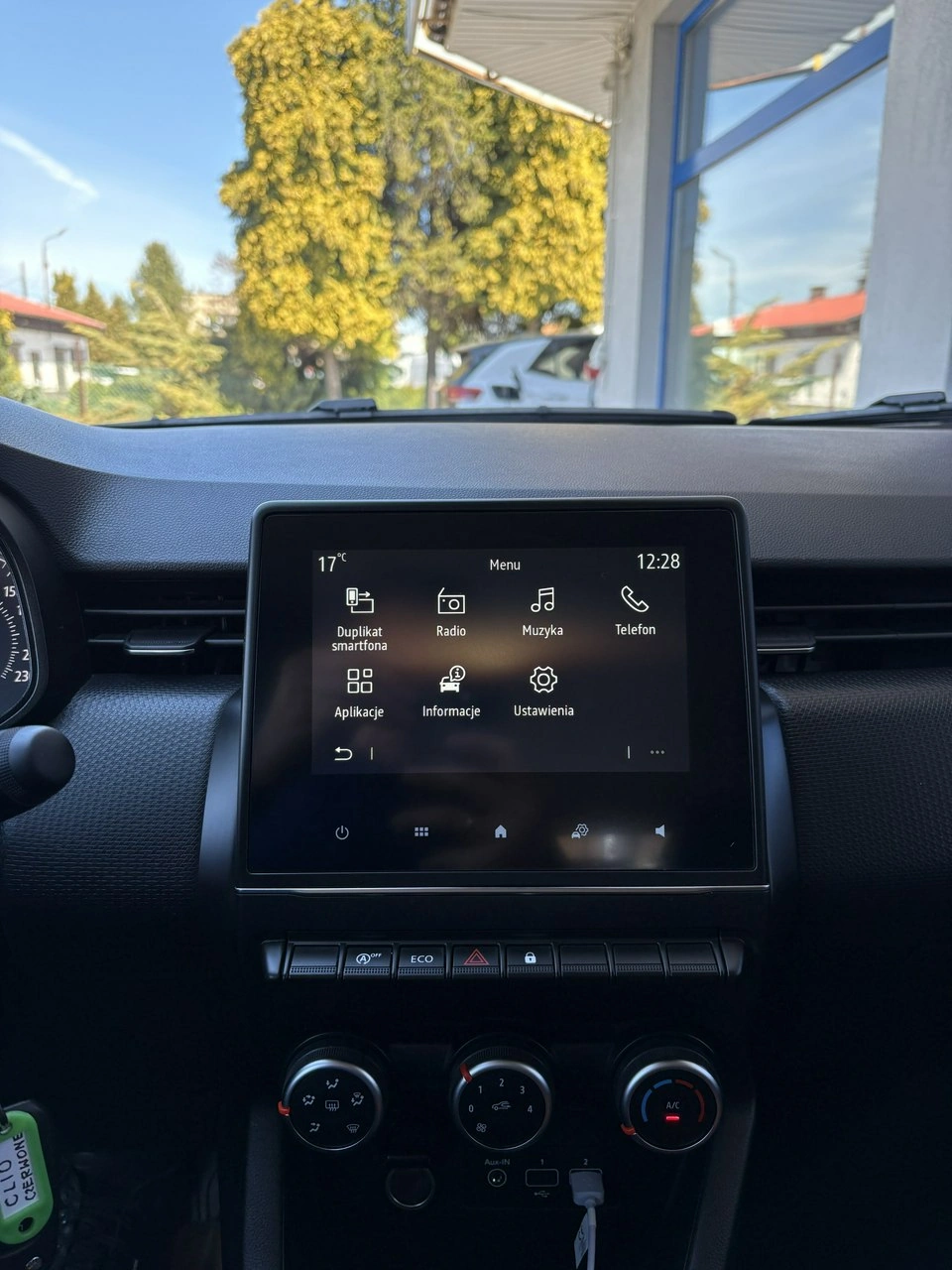 Renault Clio - Zdjęcie 23