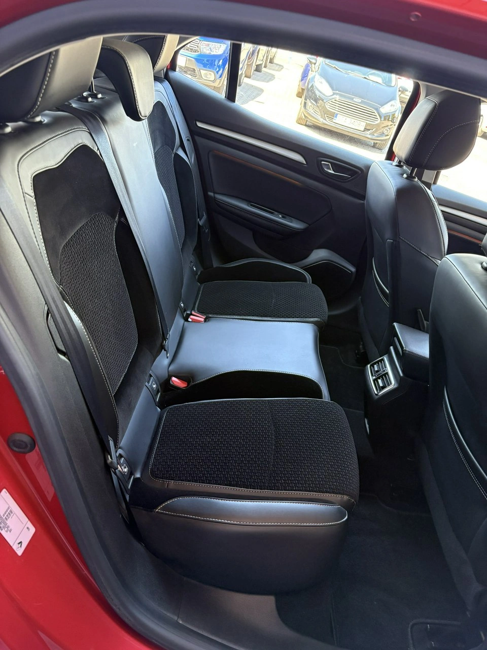 Renault Megane - Zdjęcie 16