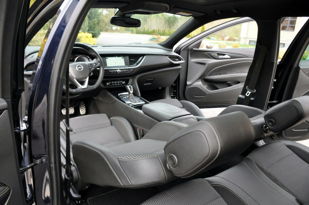 Opel Insignia - Zdjęcie 26