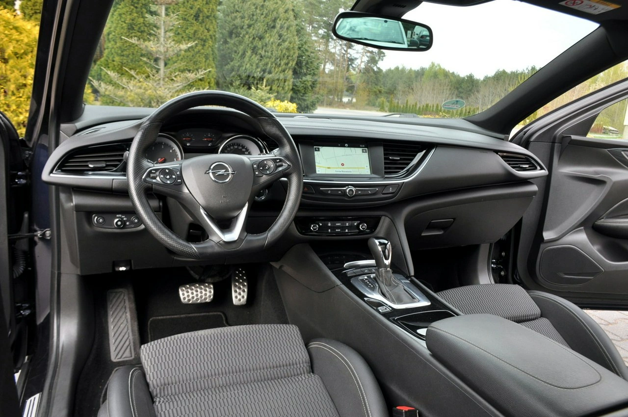 Opel Insignia - Zdjęcie 27
