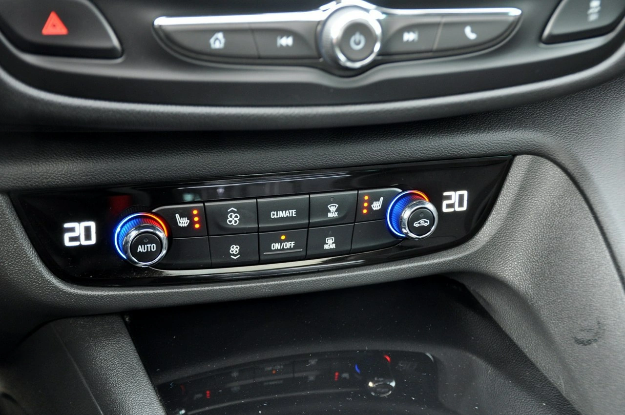 Opel Insignia - Zdjęcie 32