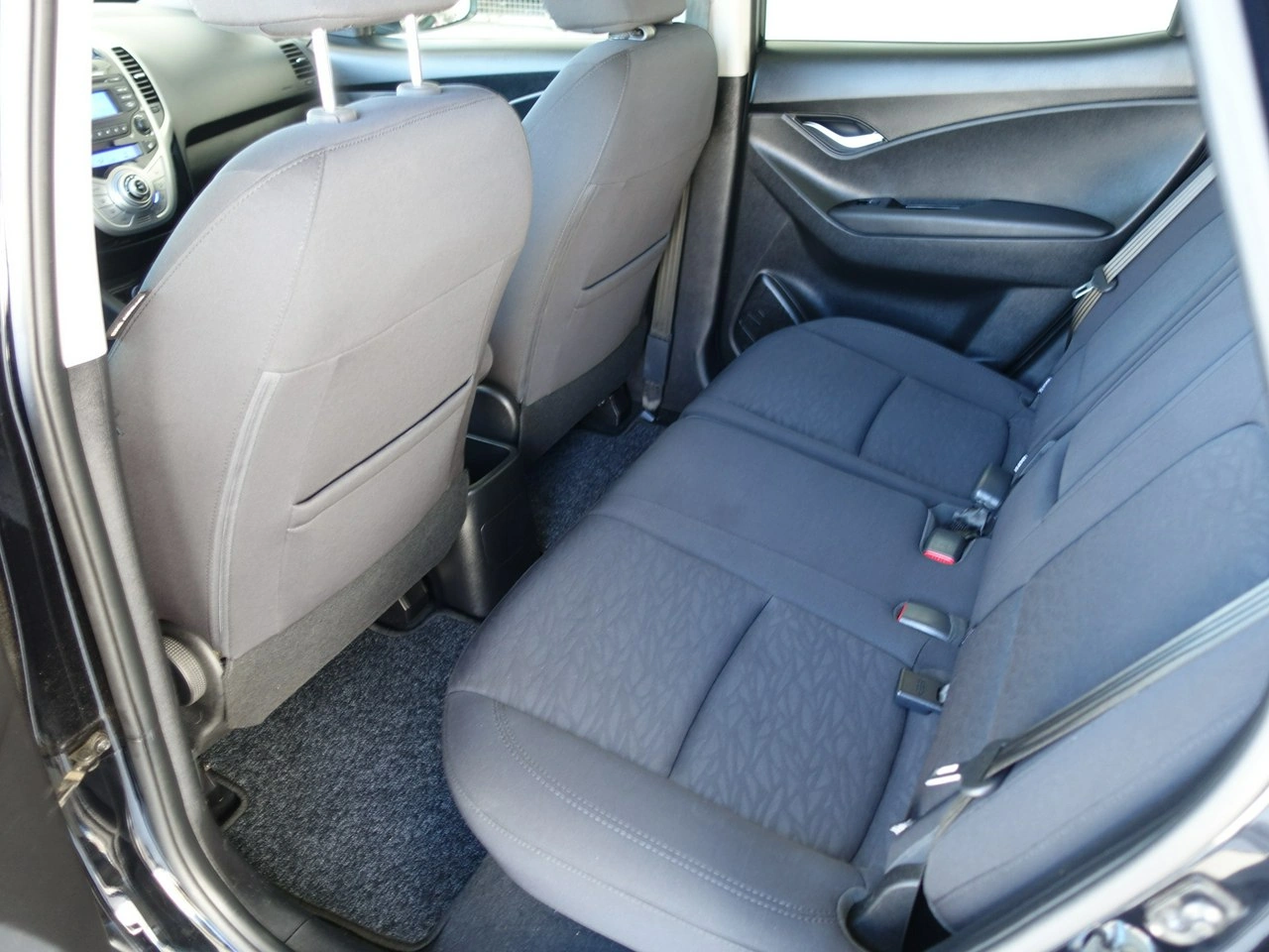 Hyundai ix20 - Zdjęcie 14