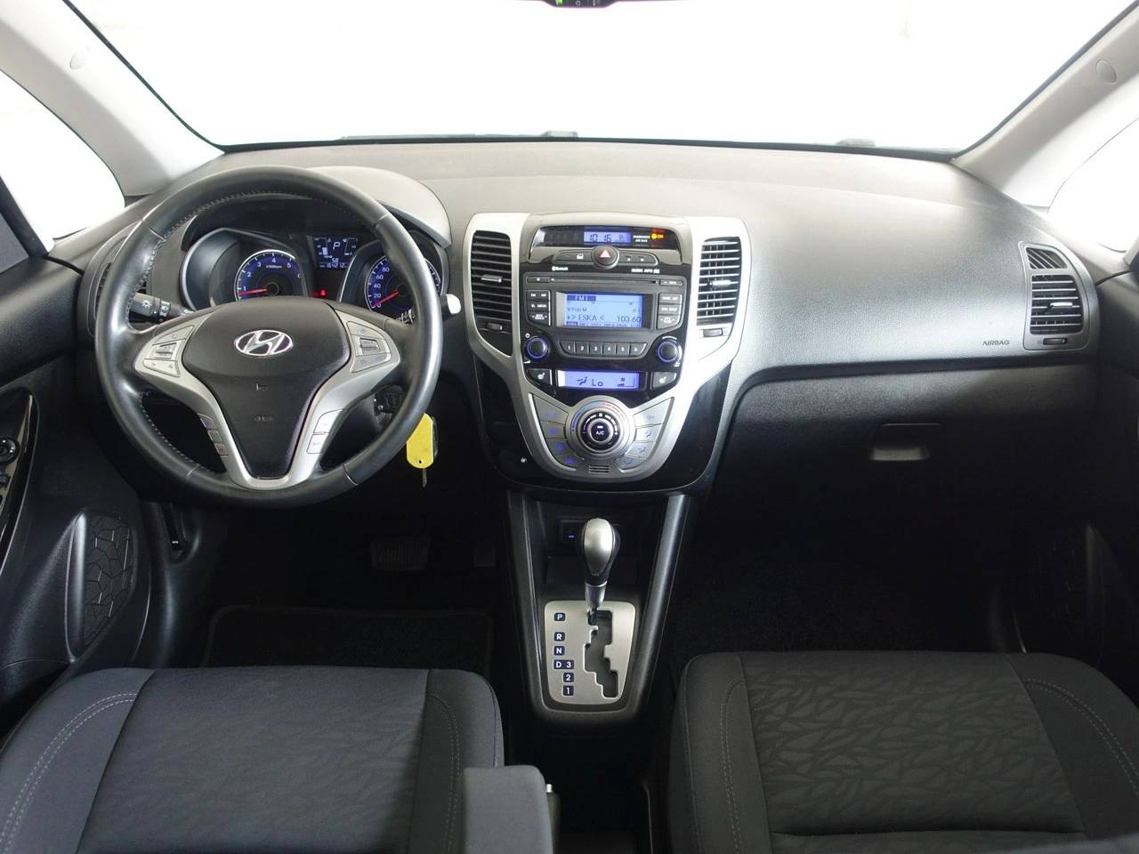 Hyundai ix20 - Zdjęcie 18