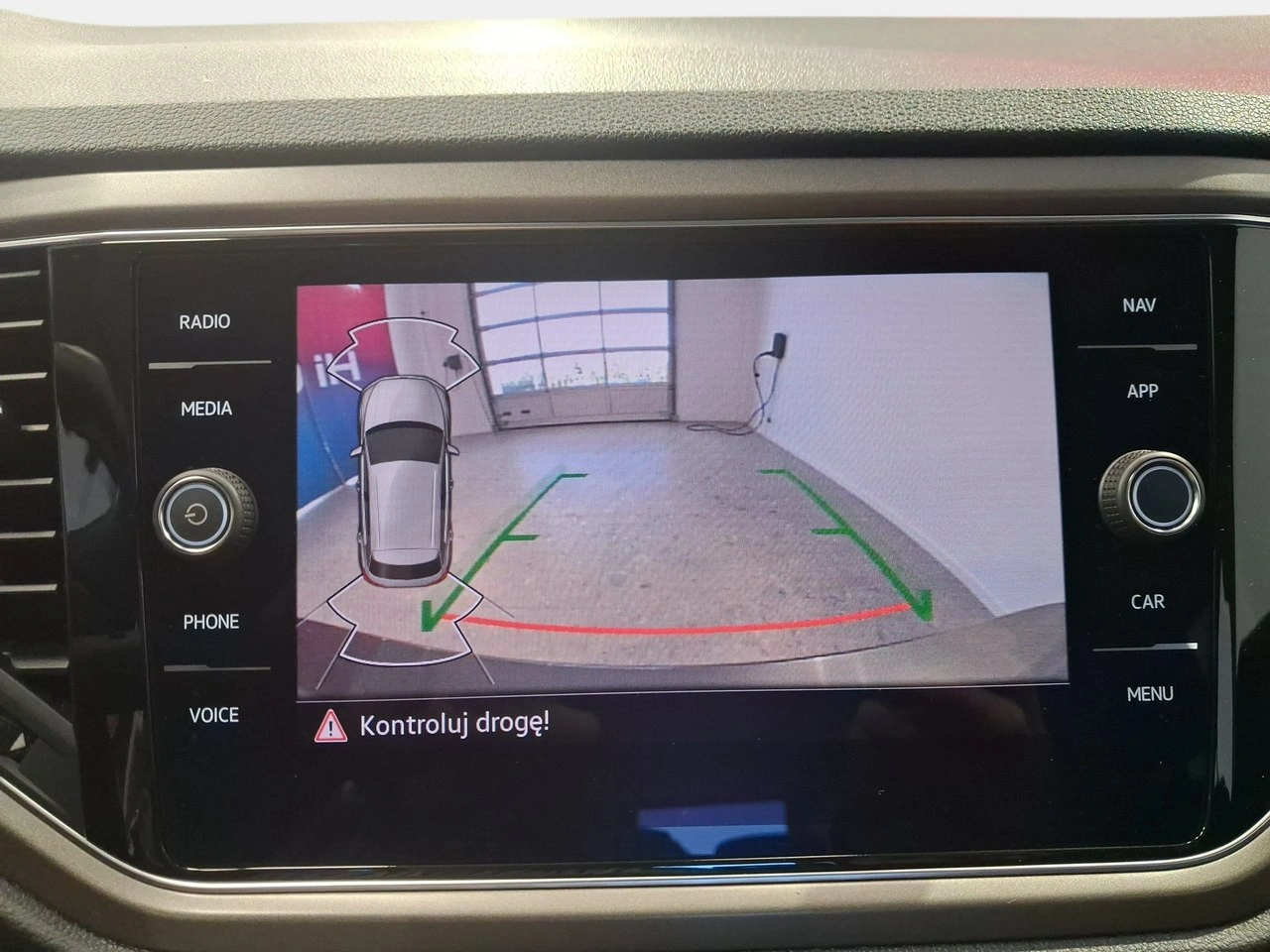 Volkswagen T-Roc - Zdjęcie 28