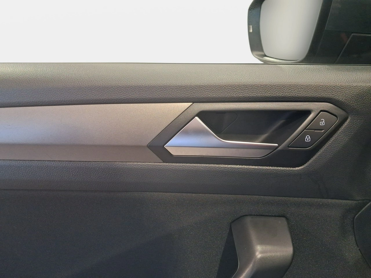 Volkswagen T-Roc - Zdjęcie 33