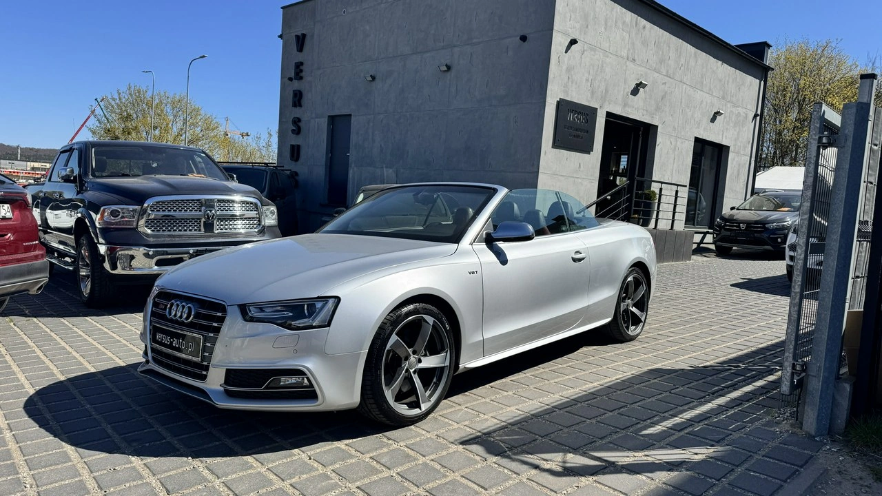 Audi S5 - Główne zdjęcie