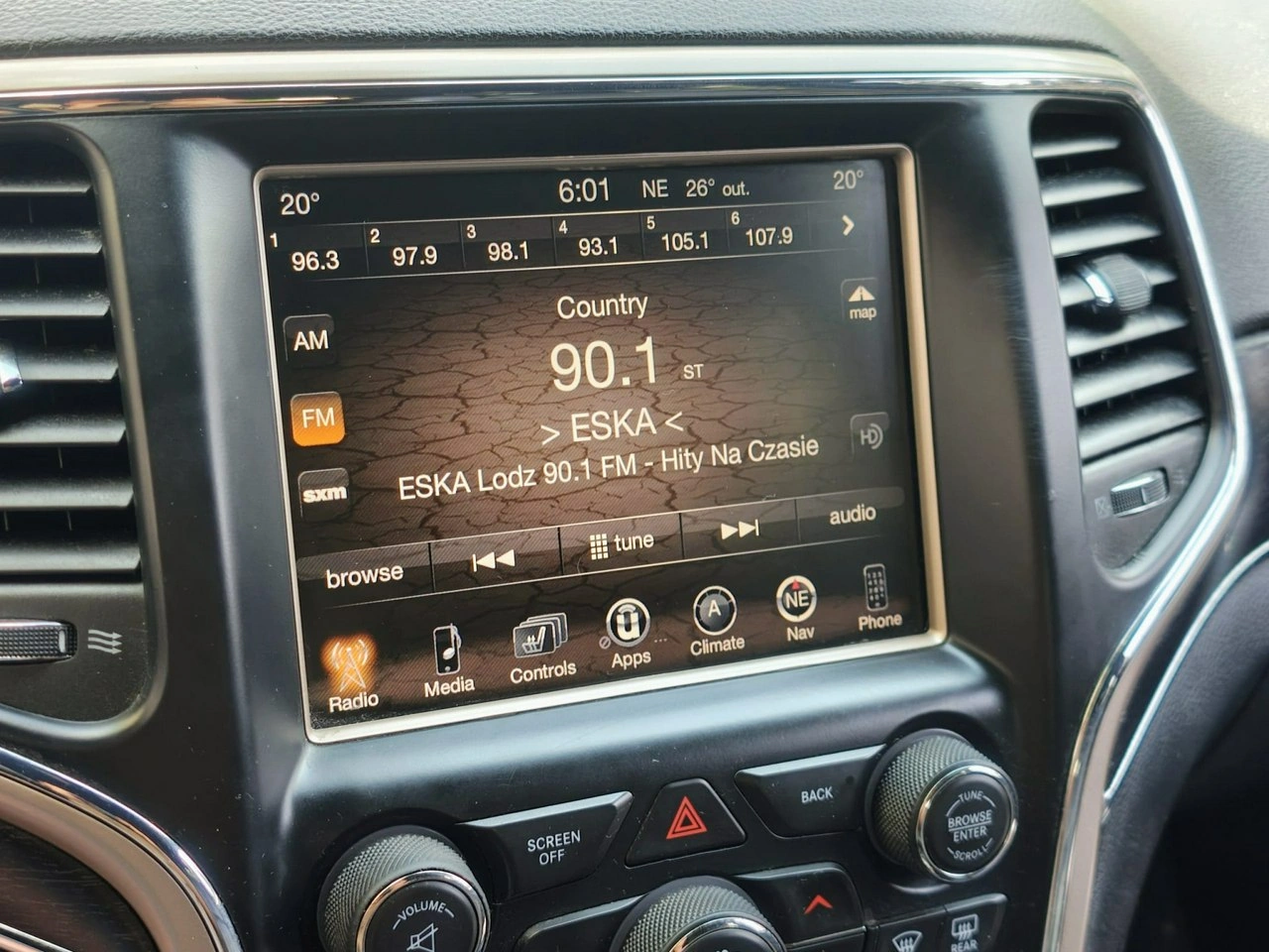 Jeep Grand Cherokee - Zdjęcie 21