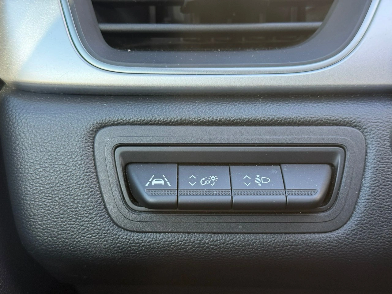 Renault Captur - Zdjęcie 17