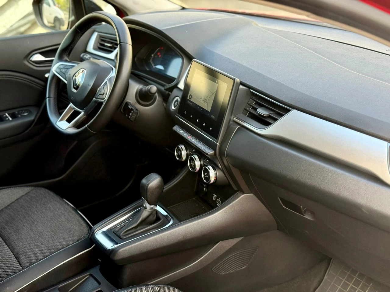 Renault Captur - Zdjęcie 6