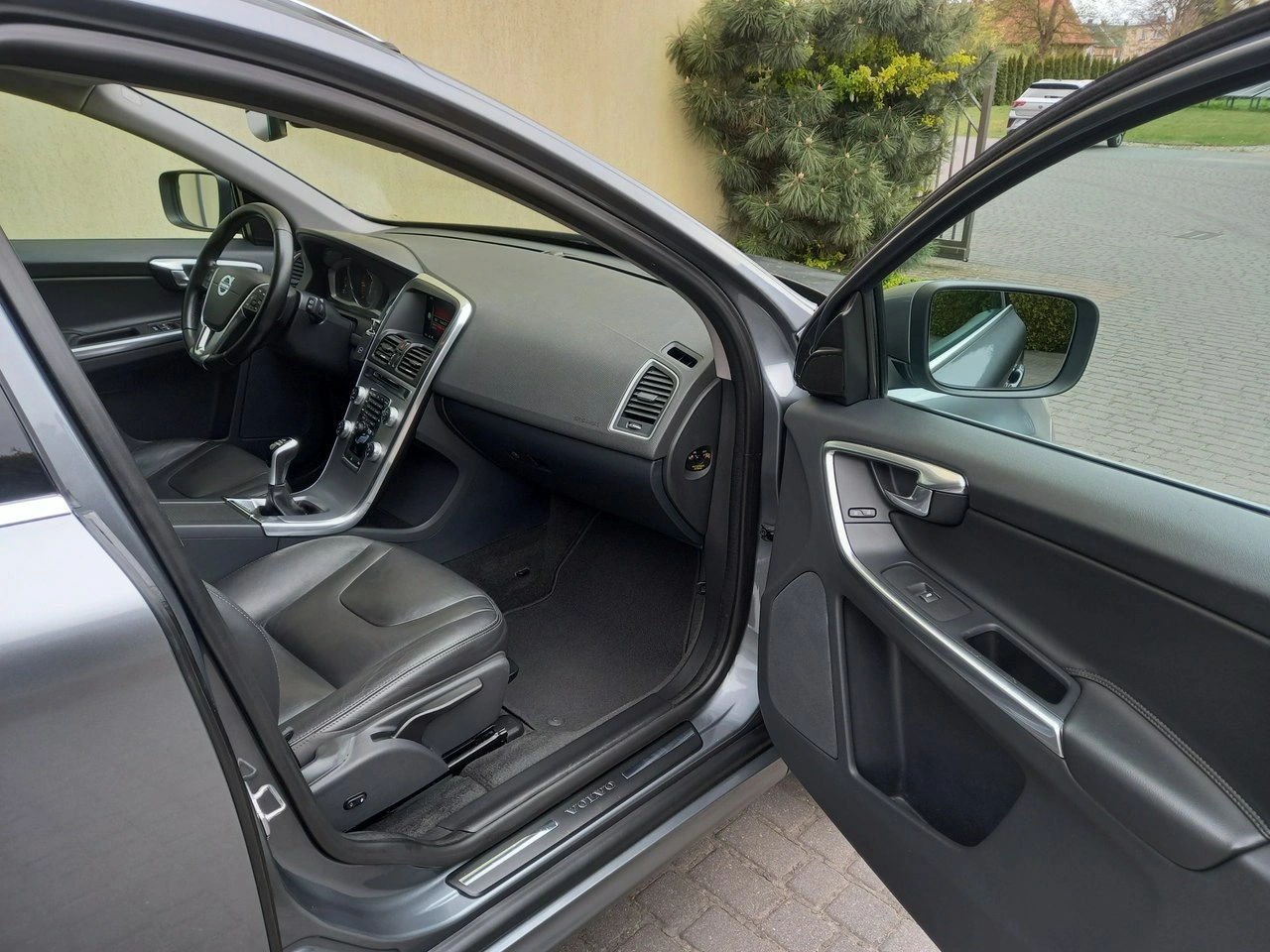 Volvo XC 60 - Zdjęcie 21