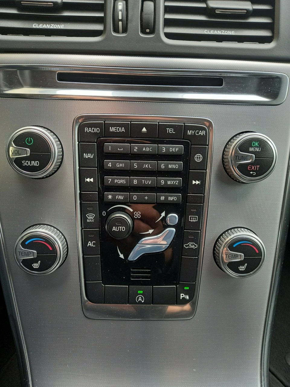 Volvo XC 60 - Zdjęcie 35