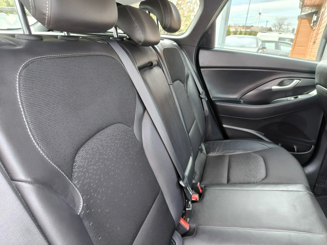 Hyundai i30 - Zdjęcie 24