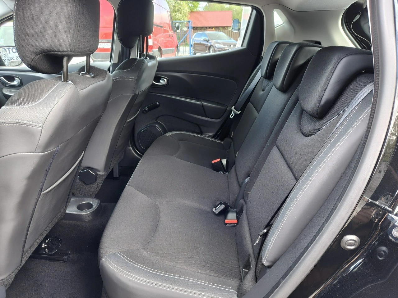 Renault Clio - Zdjęcie 26