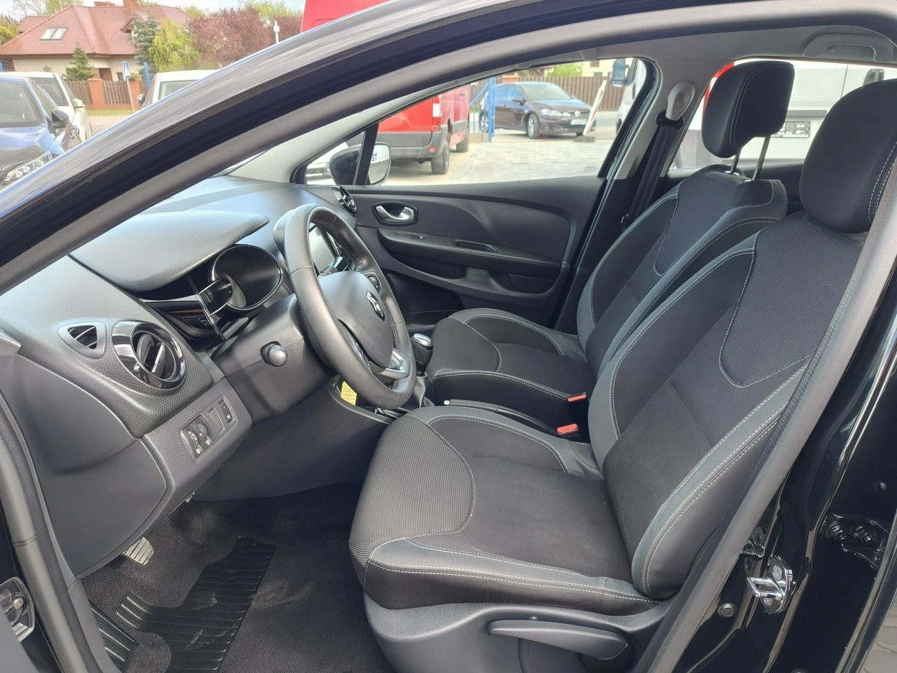 Renault Clio - Zdjęcie 6