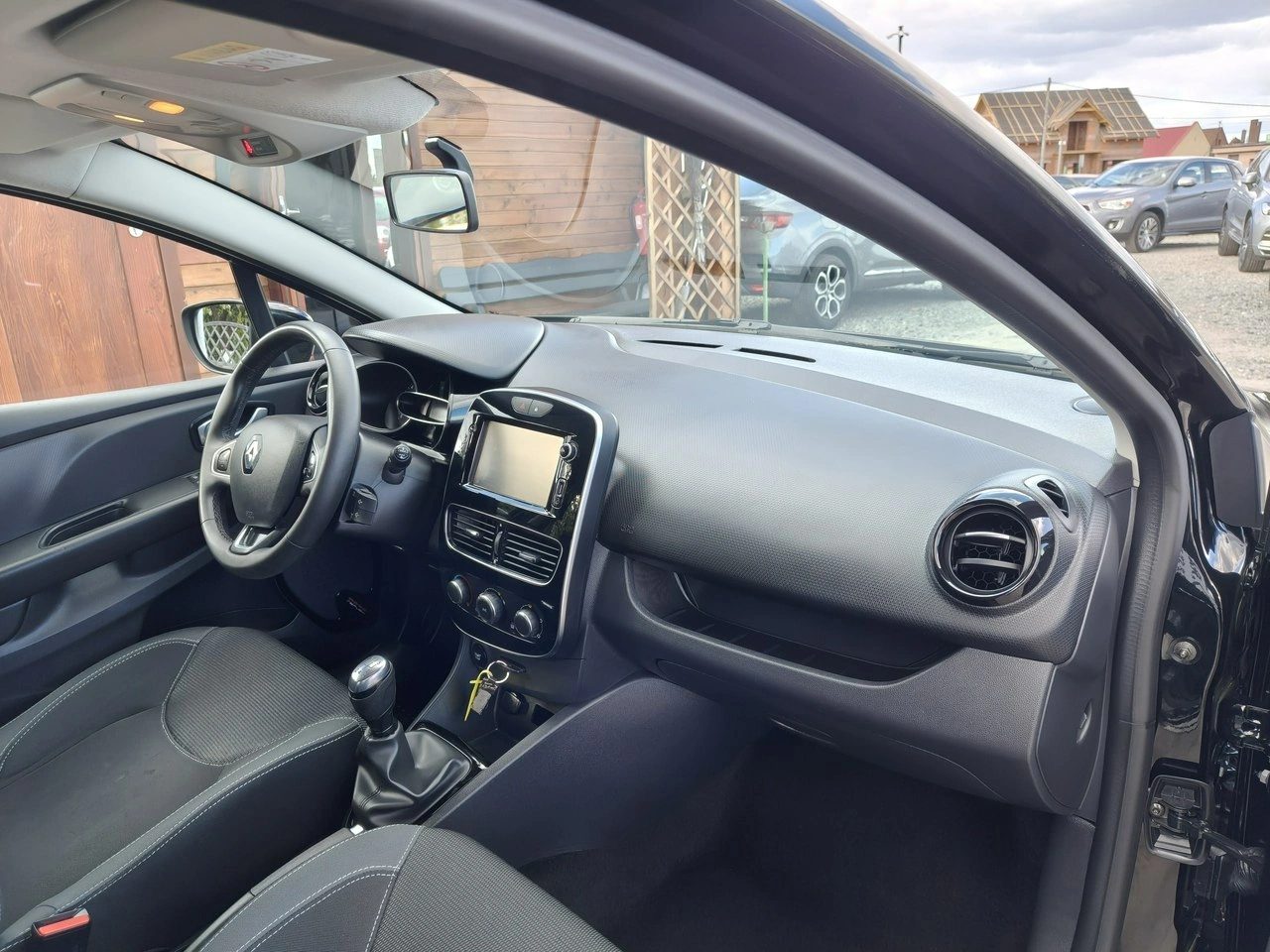 Renault Clio - Zdjęcie 20