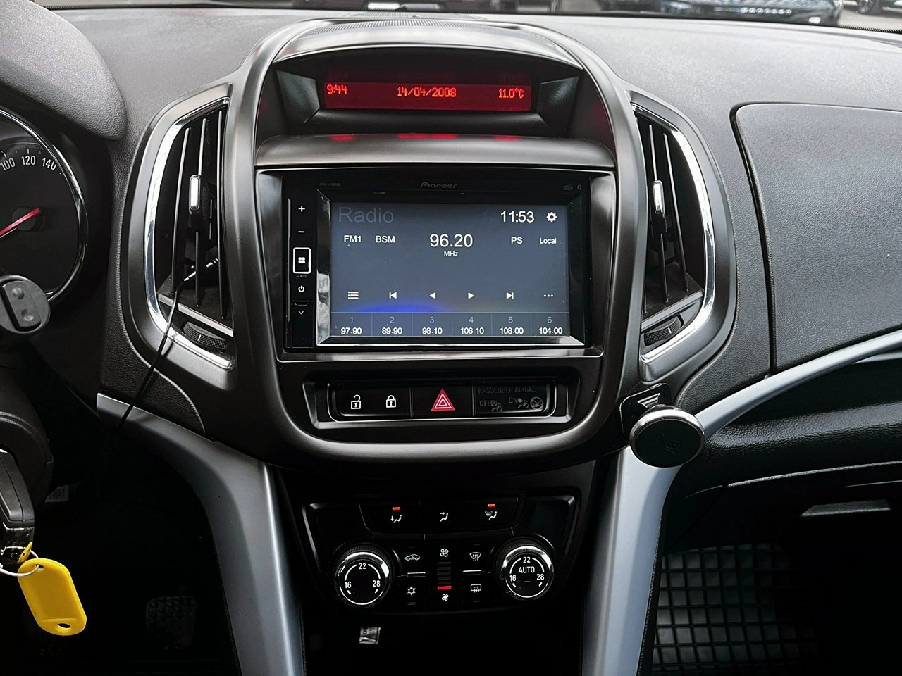 Opel Zafira - Zdjęcie 16