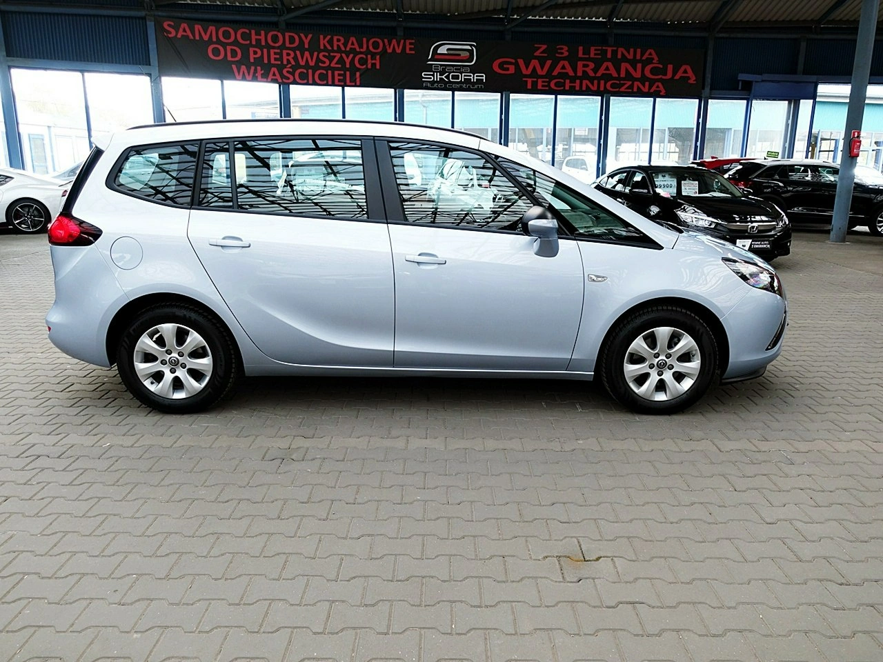 Opel Zafira - Zdjęcie 45