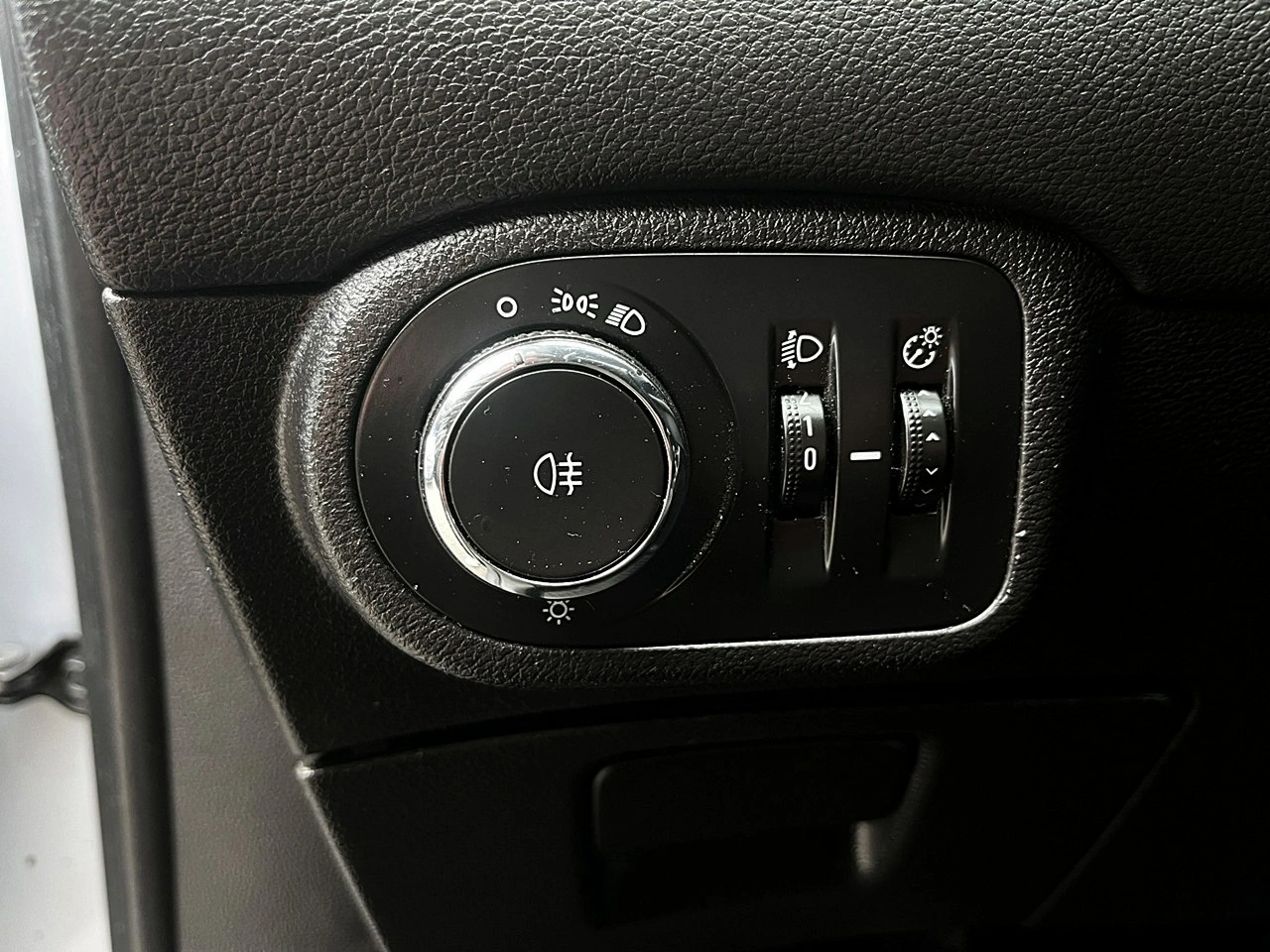 Opel Zafira - Zdjęcie 34