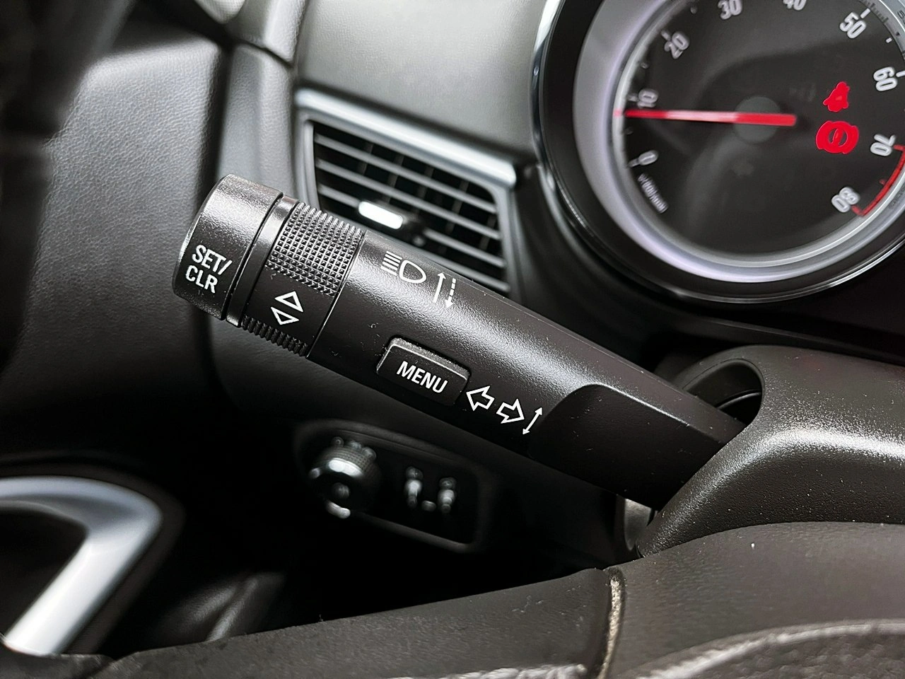 Opel Zafira - Zdjęcie 35