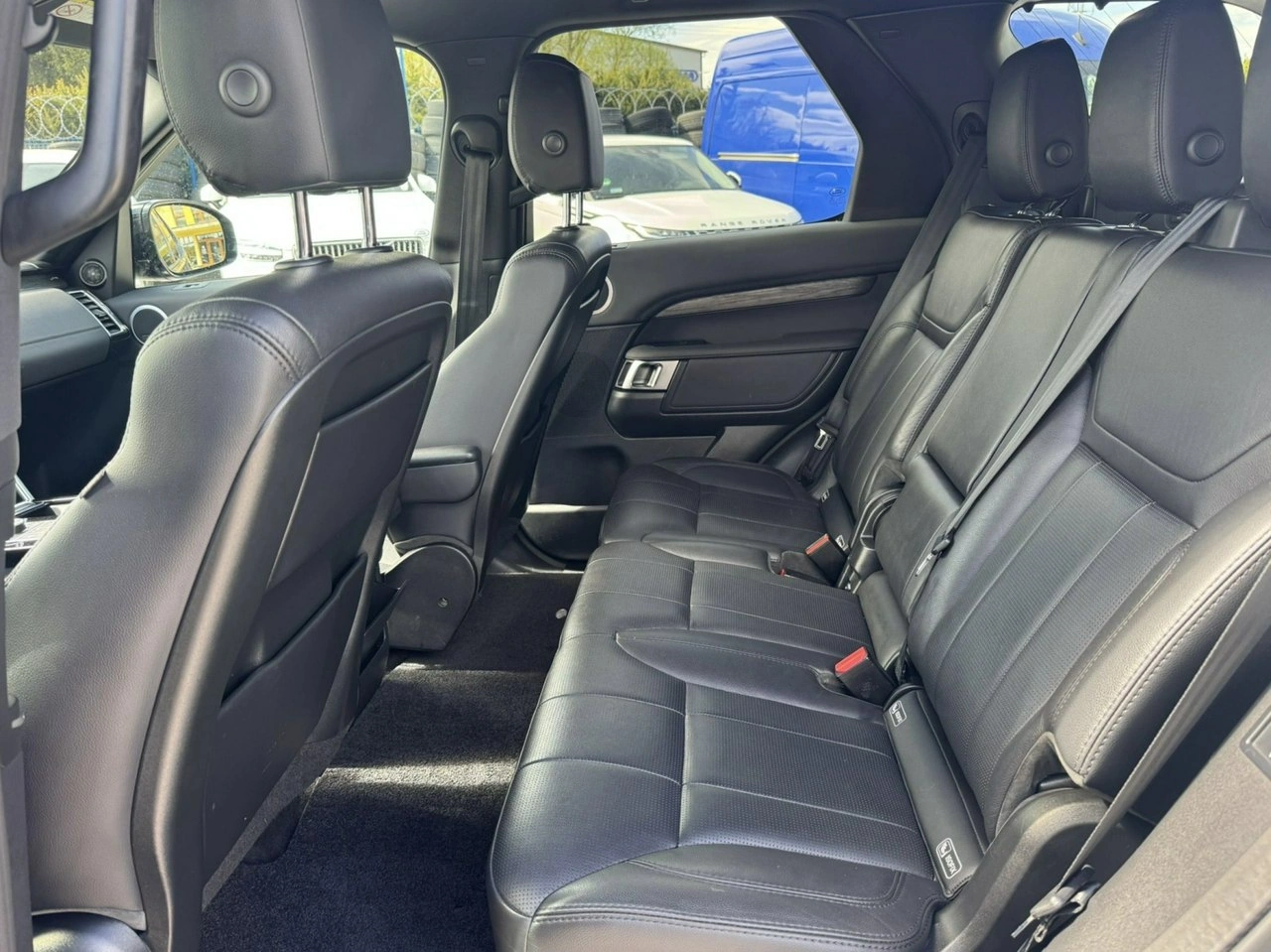 Land Rover Discovery - Zdjęcie 9