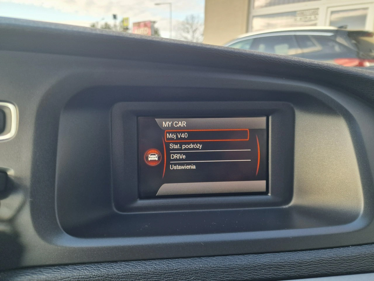 Volvo V40 - Zdjęcie 23