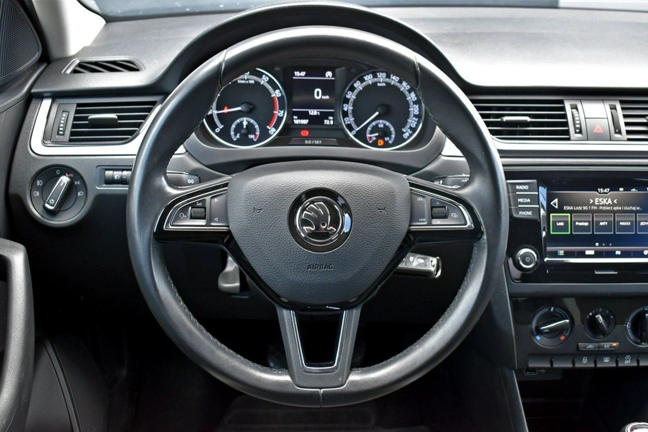 Skoda RAPID - Zdjęcie 13