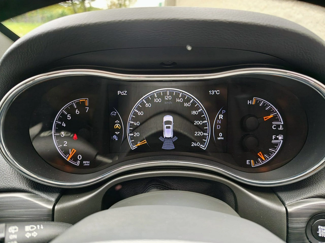 Jeep Grand Cherokee - Zdjęcie 14