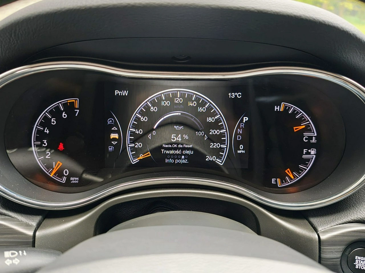 Jeep Grand Cherokee - Zdjęcie 20