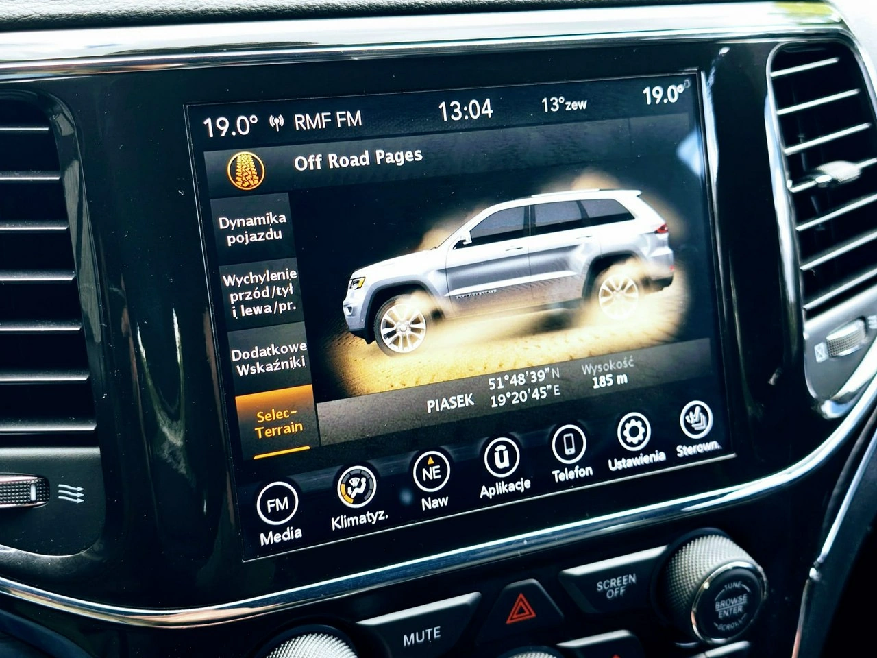 Jeep Grand Cherokee - Zdjęcie 29