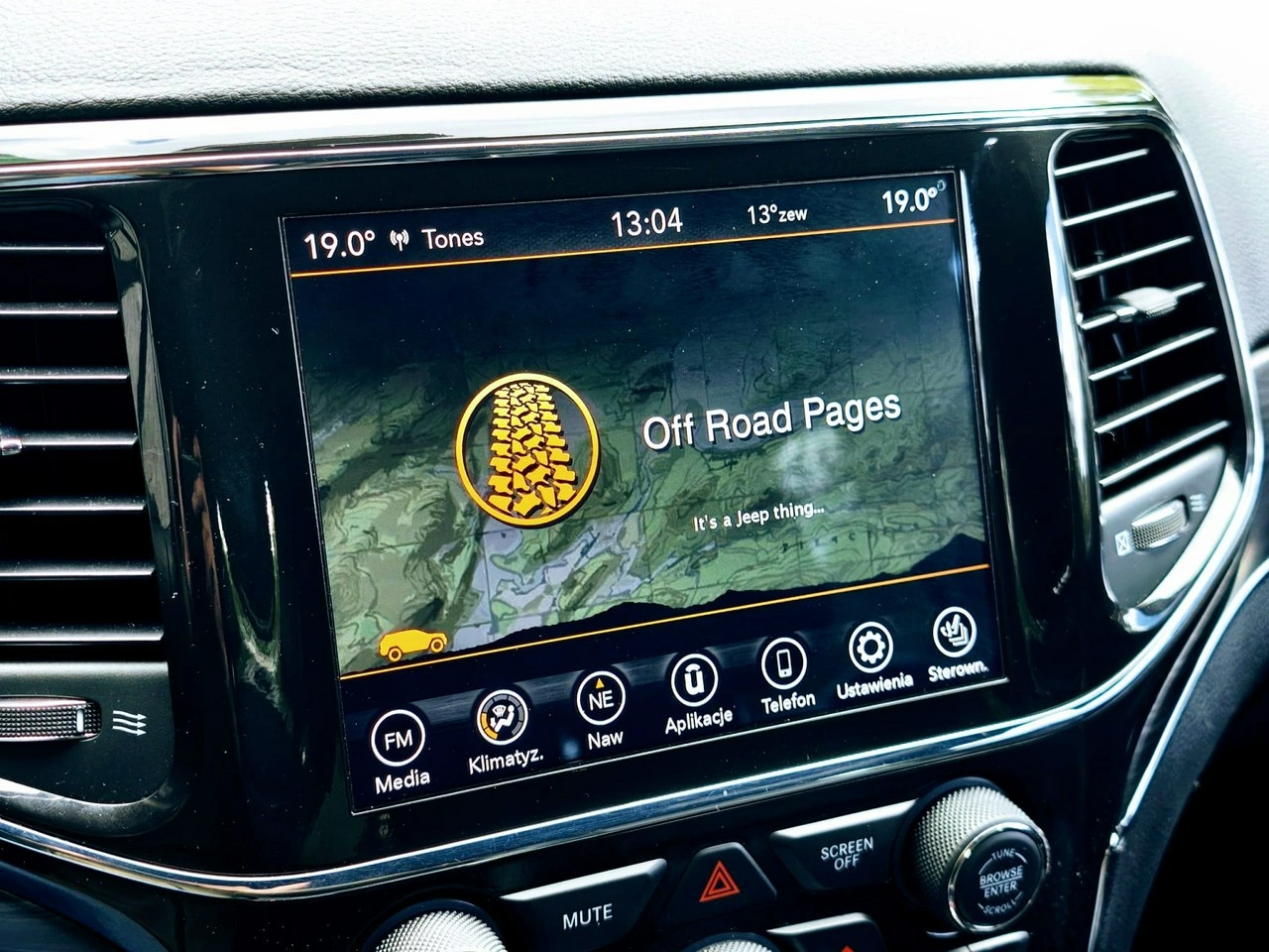 Jeep Grand Cherokee - Zdjęcie 30