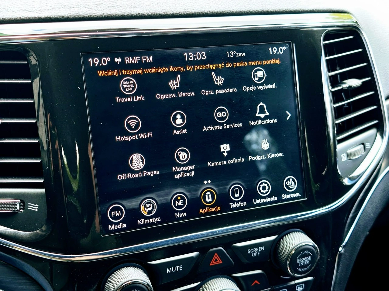 Jeep Grand Cherokee - Zdjęcie 32