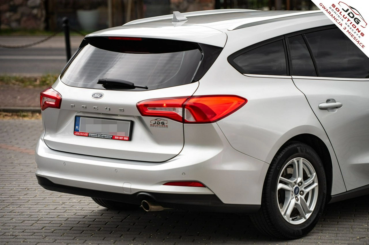 Ford Focus - Zdjęcie 9