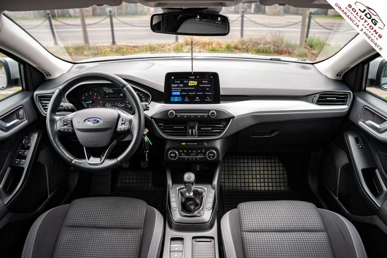 Ford Focus - Zdjęcie 21