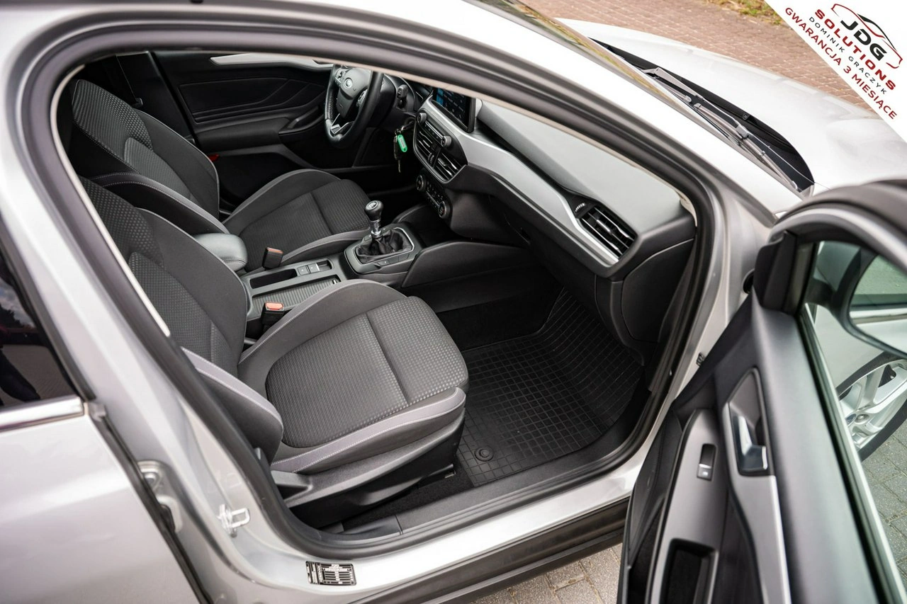 Ford Focus - Zdjęcie 25