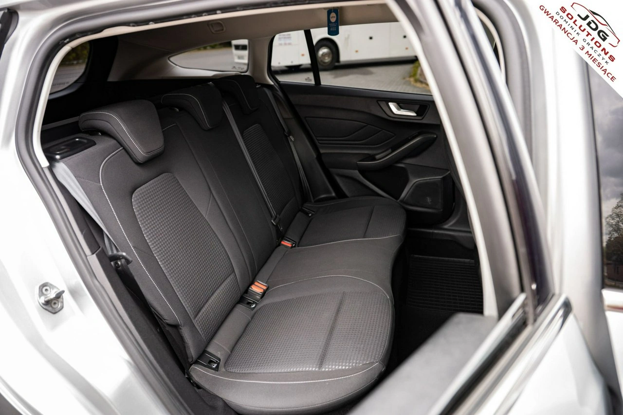 Ford Focus - Zdjęcie 28